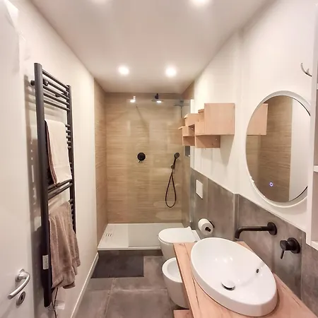 公寓 Bright One-bedroom Near Isola